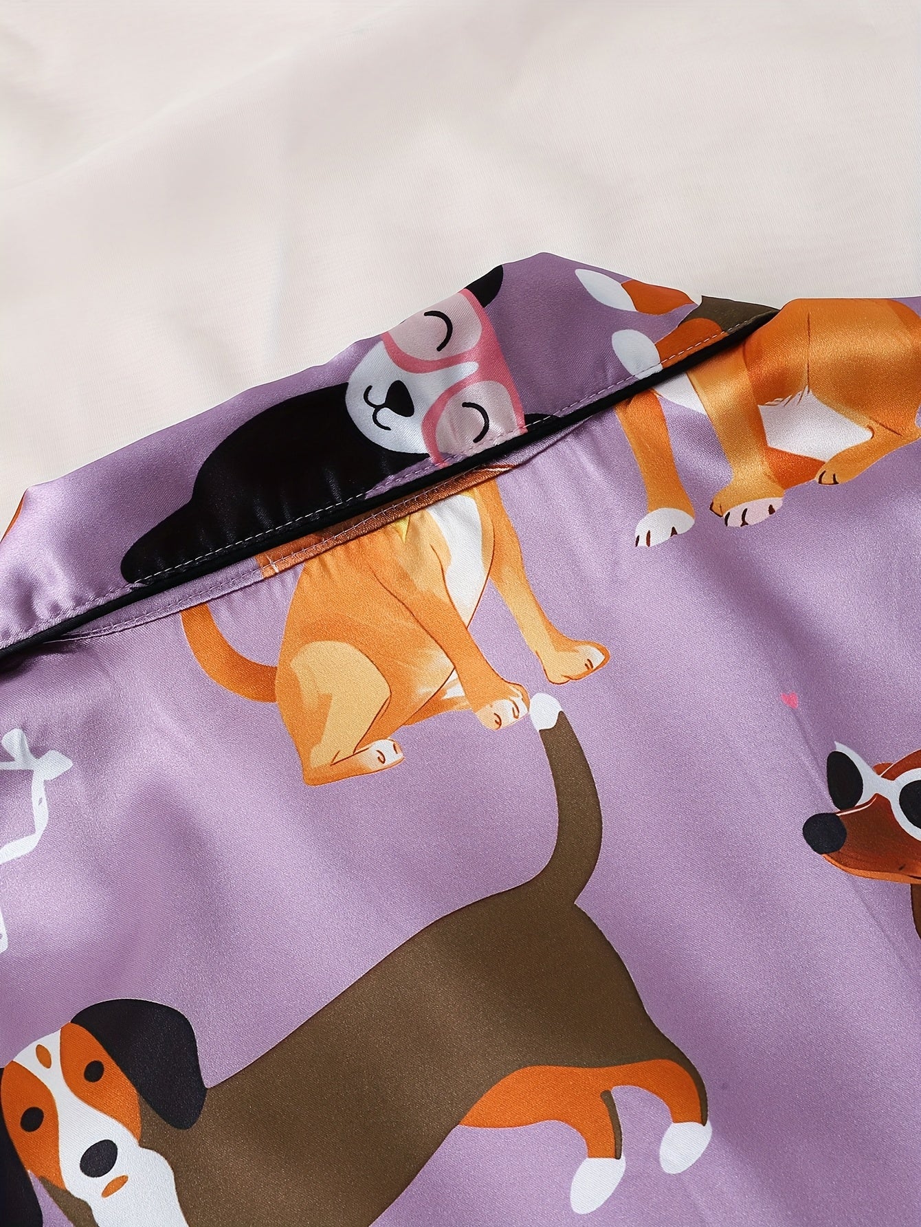 Ladies' Two-piece Satin Pajamas Set with Purple Puppy Pattern, Ladies' Two-piece Short-sleeved Stand-up Collar Top Matched with Shorts, Ladies' Pajamas for Home Wear, Two-piece Women's Set