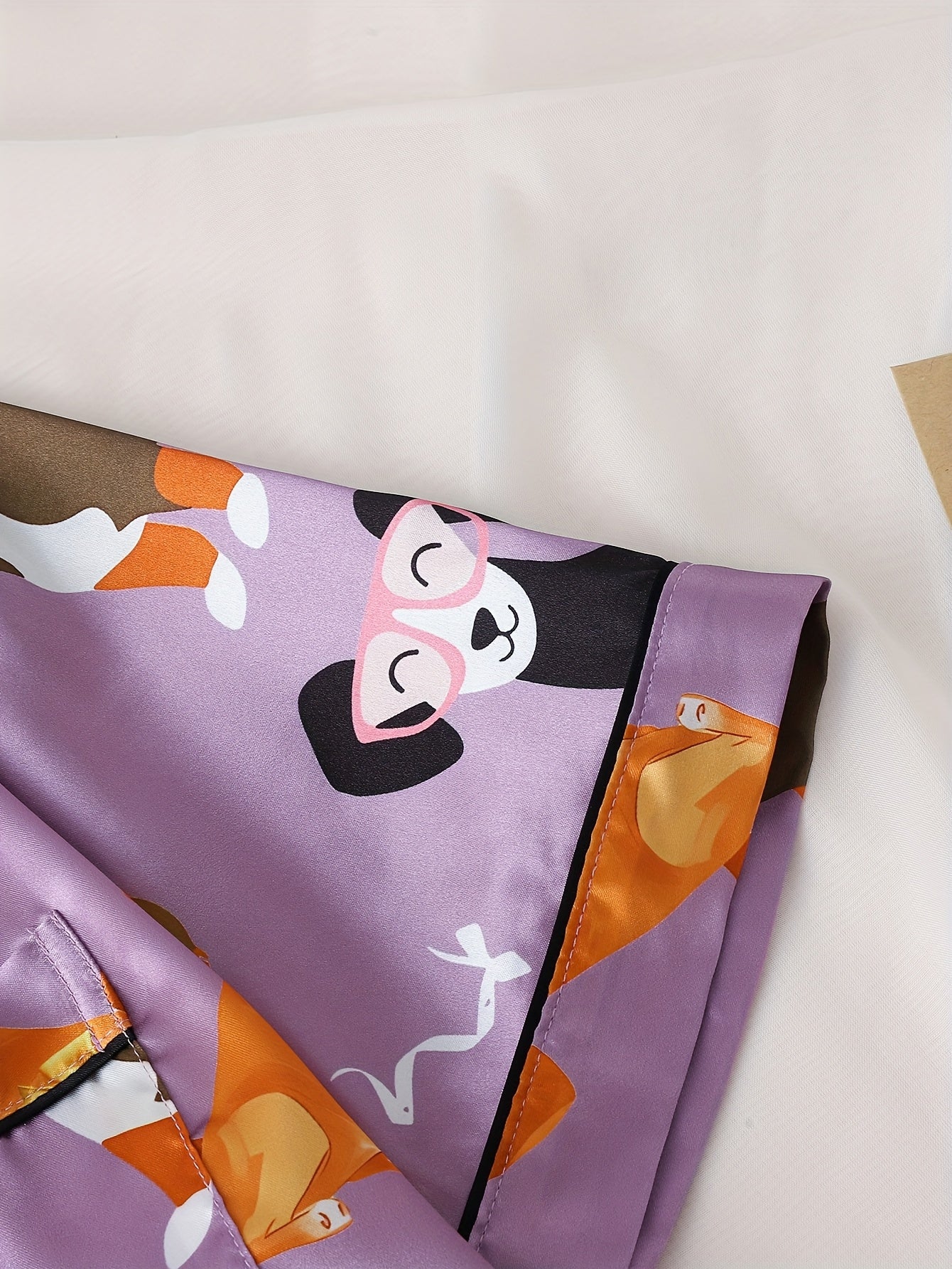 Ladies' Two-piece Satin Pajamas Set with Purple Puppy Pattern, Ladies' Two-piece Short-sleeved Stand-up Collar Top Matched with Shorts, Ladies' Pajamas for Home Wear, Two-piece Women's Set